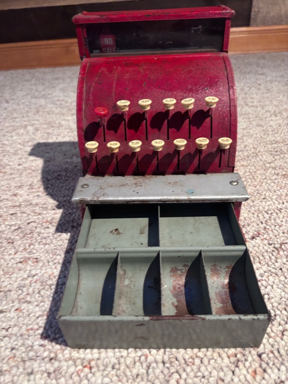 Vintage Tom Thumb Cash Register.A functional "ring" & working drawer that opens.